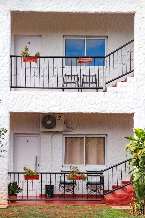 Mediterraneo Suites 伊瓜苏港 外观 照片