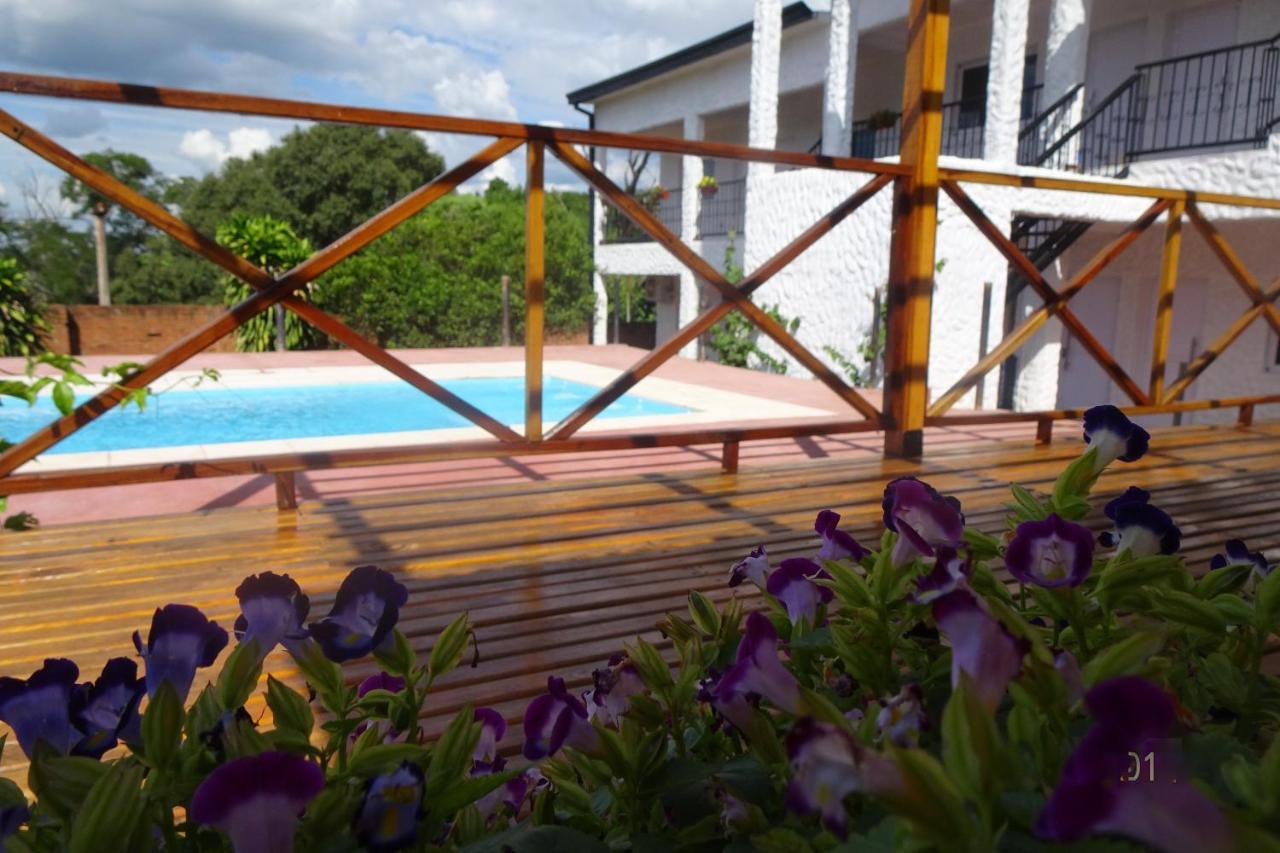 Mediterraneo Suites 伊瓜苏港 外观 照片